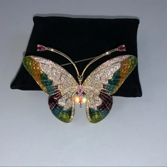 Butterfly Brooch - Picture 6 of 12